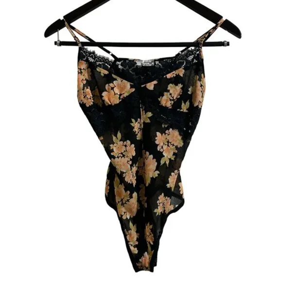 NWOT Free People intimately Monday Morning Bodysuit - Size Small - Picture 3 of 16